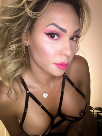 TS Adrianna — 12 / 24