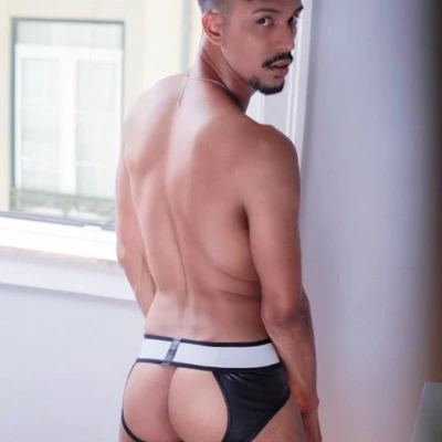 Gabriel, Escort, Luxembourg