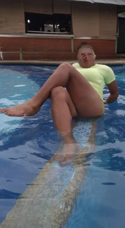 Daniela Gomez — 4 / 12