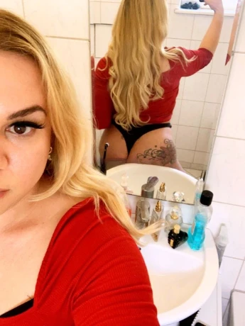 Kamila Hot — 6 / 9