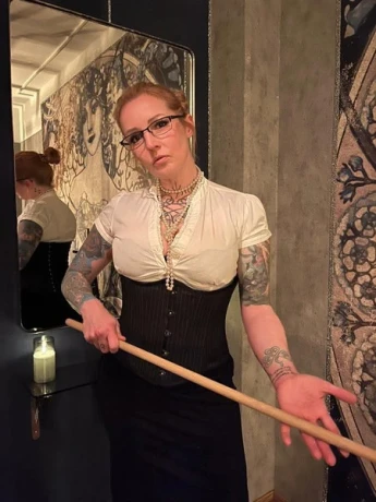 Lady Madeleine — 5 / 7