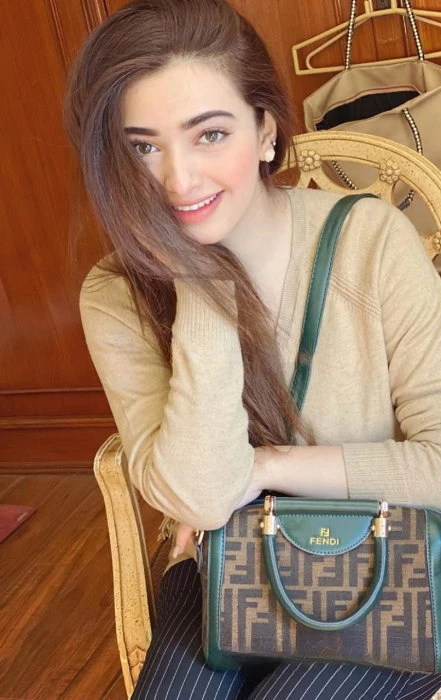 Kiran, Escort, Dubai