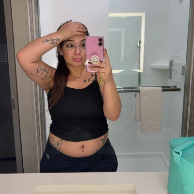 marina, Escort, Lyon