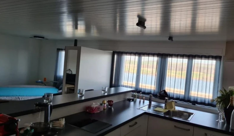 Am See Luxurioese Appartements Zu Vermieten — 2 / 5