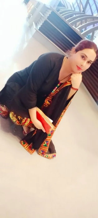 Nayna — 2 / 3