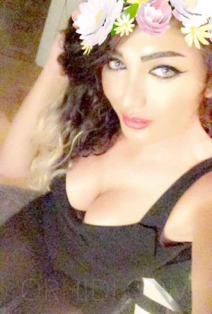Joly, Escort, Istanbul