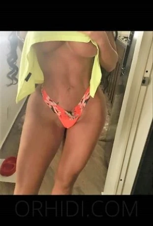Iana Latina — 1 / 3
