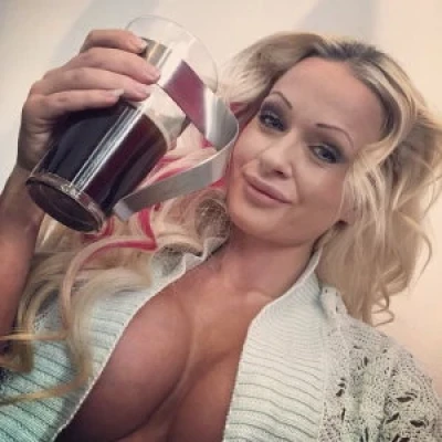 Anni98, Escort, Ottawa