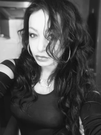 Bizarrluderleyla — 6 / 10