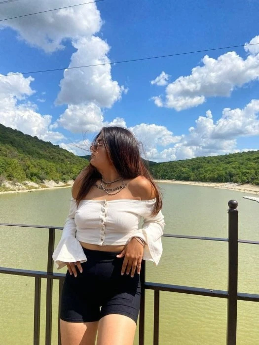 Zhanna — 6 / 8