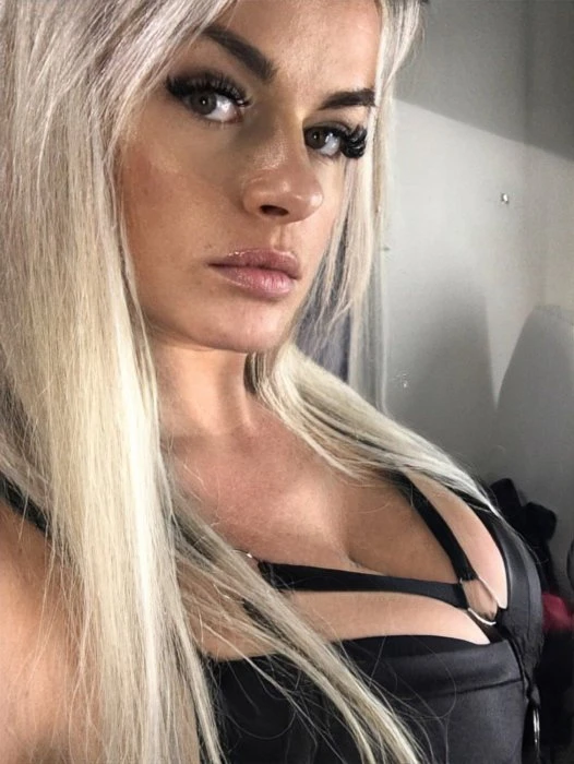 Rebeca, Escort, Prague