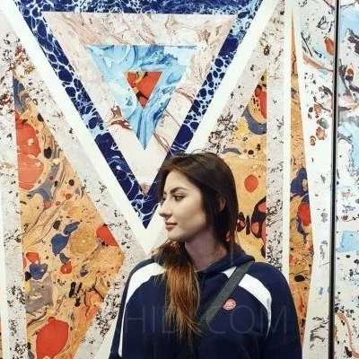 Whitta, Escort, Prague