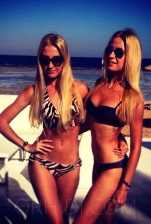 Lux Twins — 4 / 10