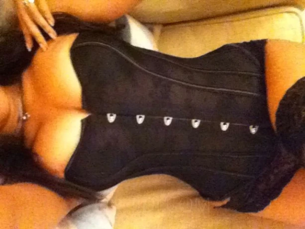 Candy Chanel  — 12 / 14