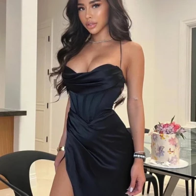 Coco, Escort, Manama