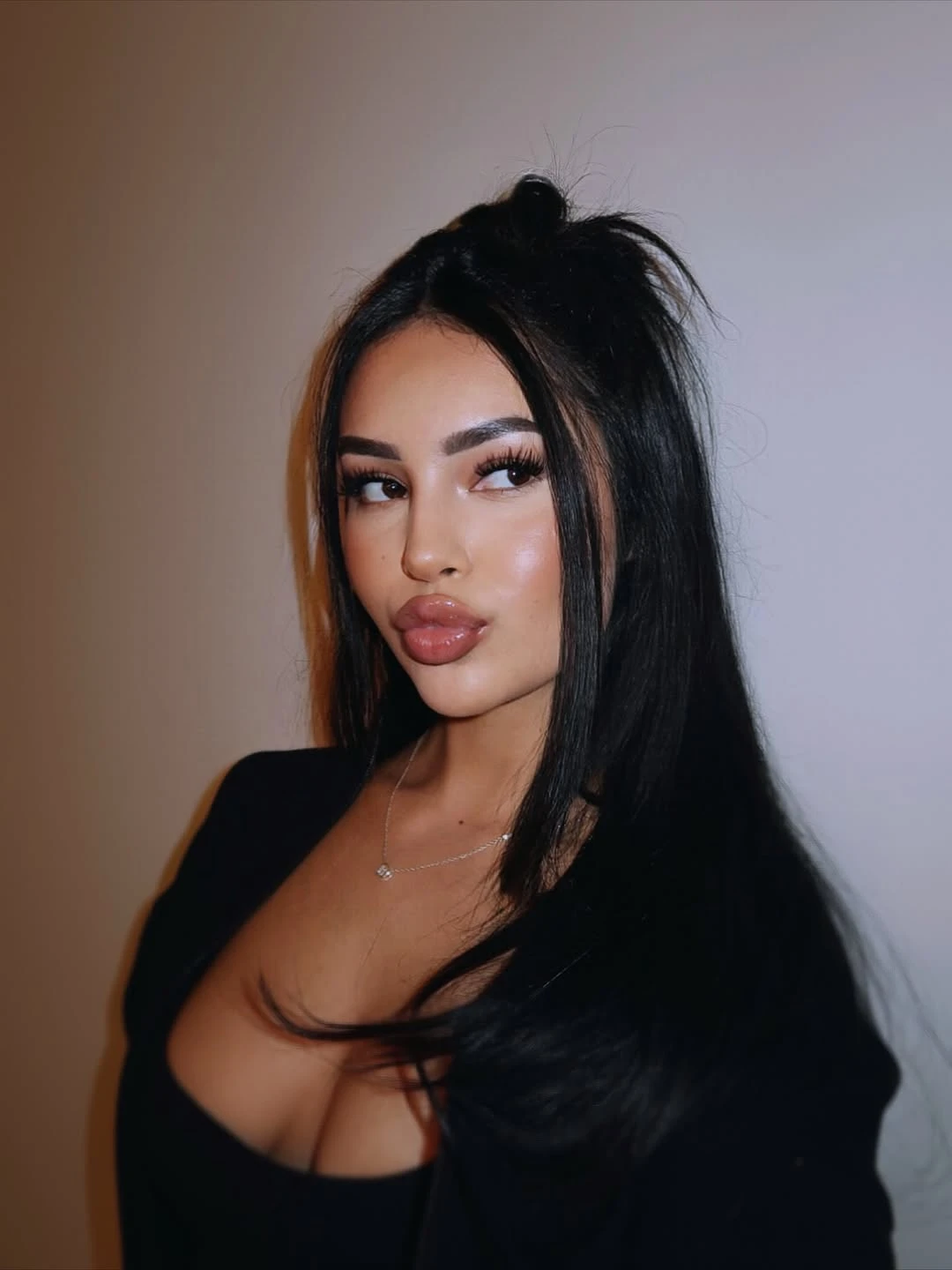 Audrey — 3 / 7