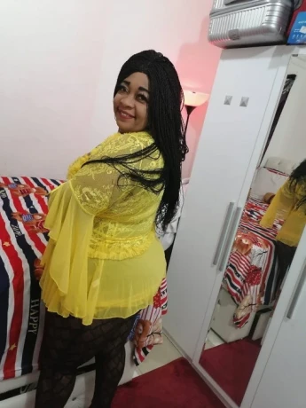 Zoey Machina — 1 / 3