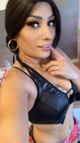 NATY aus Brazil — 2 / 4