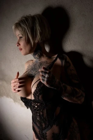 Kiki Aus Franken — 4 / 8