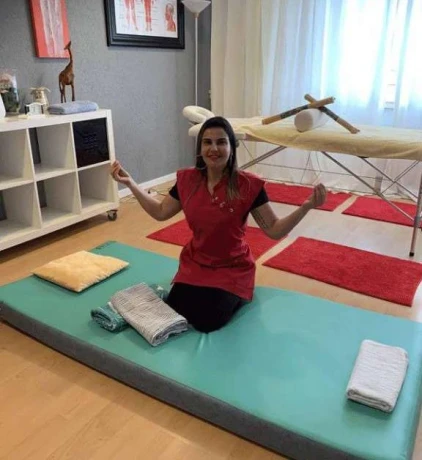 Nouvelle Masseuse Alina — 2 / 5