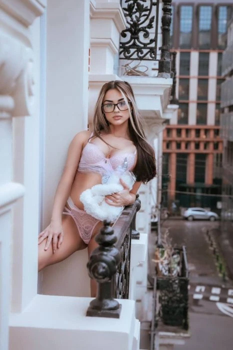Suvi — 2 / 6