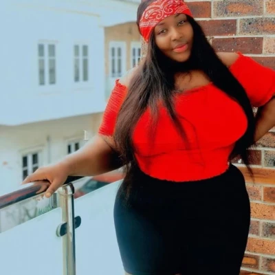 Minata, Escort, Accra