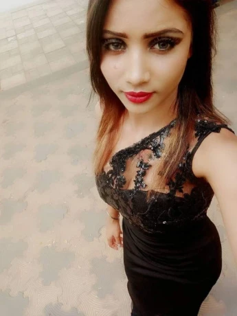 Deepika Sen — 1 / 3