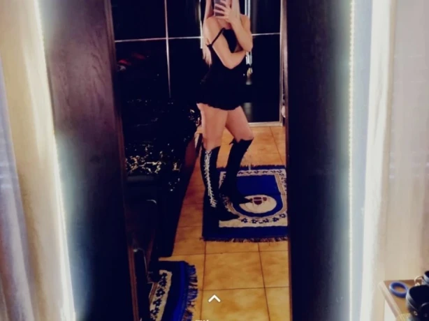 Ariana Raissa — 6 / 8