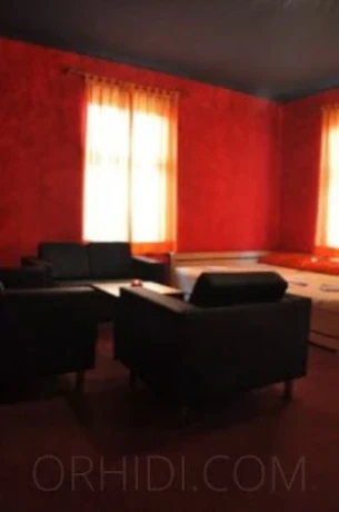 Petite Fleur - Erotik Club — 5 / 9