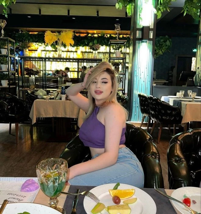 Asli, Escort, Istanbul