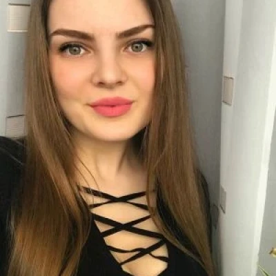 Gwenet, Escort, Istanbul