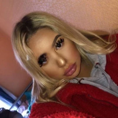 Aless, Escort, Berlin