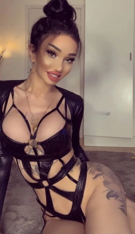 Samantha Krasniqi — 2 / 9