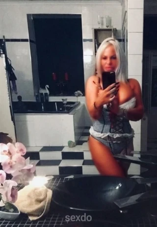 Laura Del Sole — 7 / 9