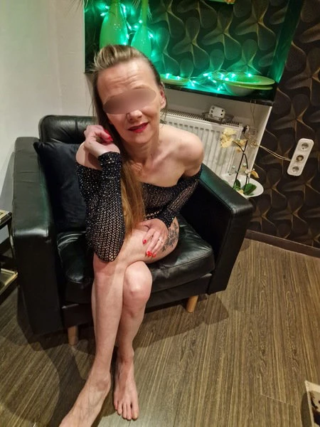 Ella Aus Polen, Escort, Wels