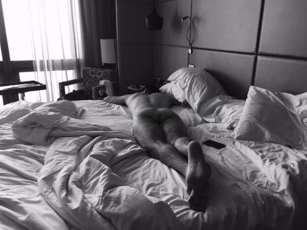 Giorgi gamodzaxebit — 2 / 3