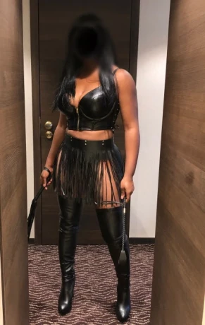 Mistress Michy — 5 / 6