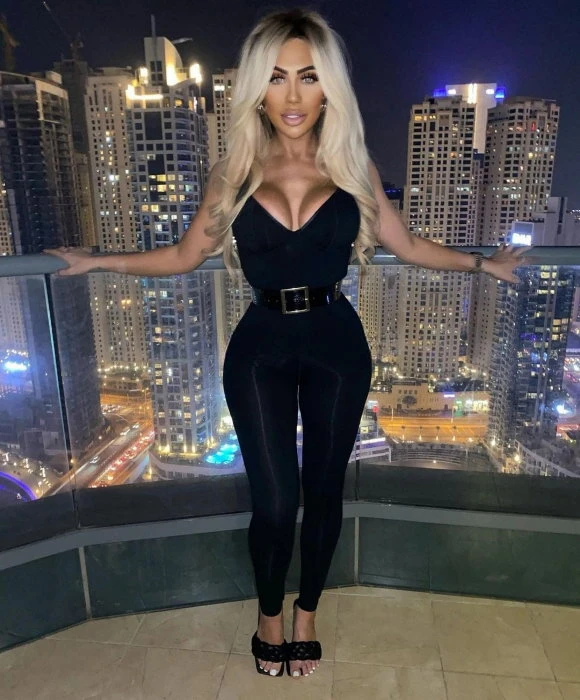 Vanessa — 4 / 6