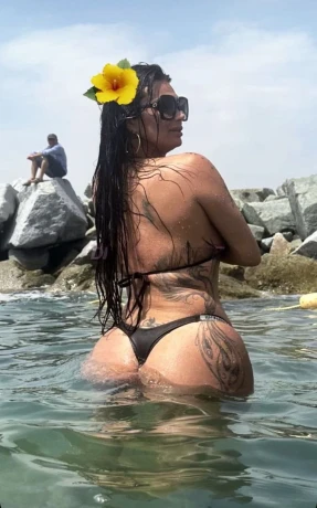 Bruna Gaucha — 9 / 12