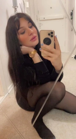 Scarlett 1 — 2 / 6