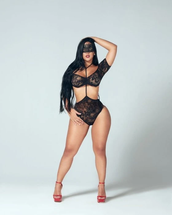 Alejandra, Escort, Prague