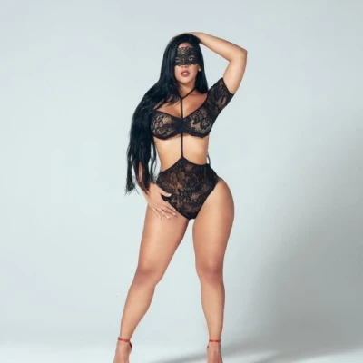 Alejandra, Escort, Prague