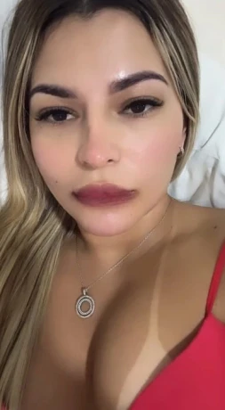 Anastacia — 7 / 10