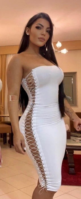 Daiane — 2 / 5