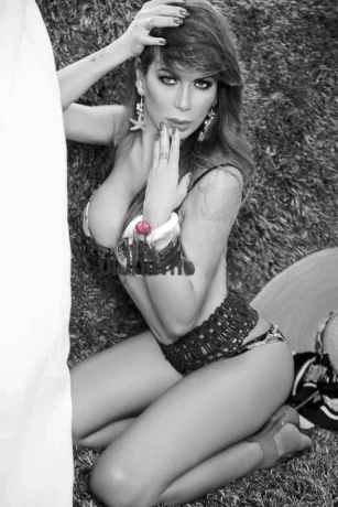 Unica Kelen Taylor — 4 / 8