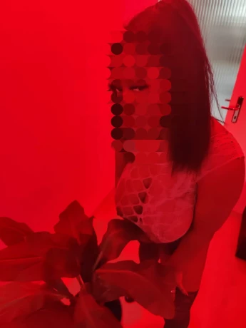 Nabi Escort Und Analsex — 3 / 6