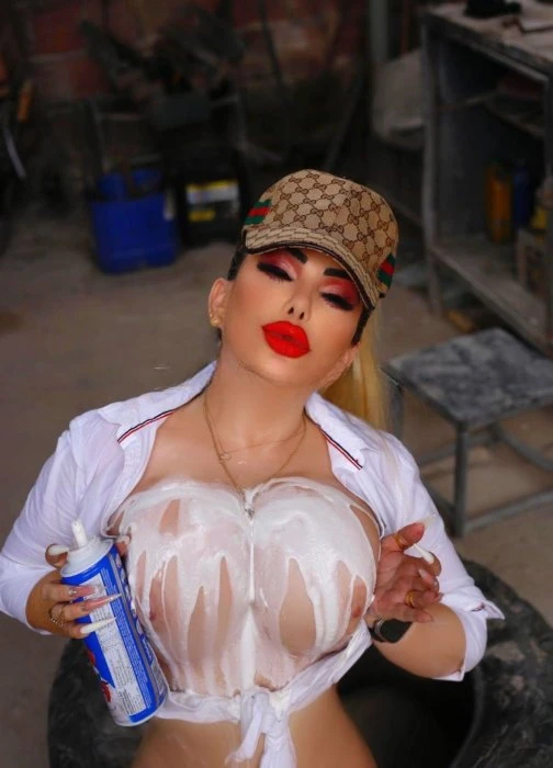 Yasmin — 7 / 11