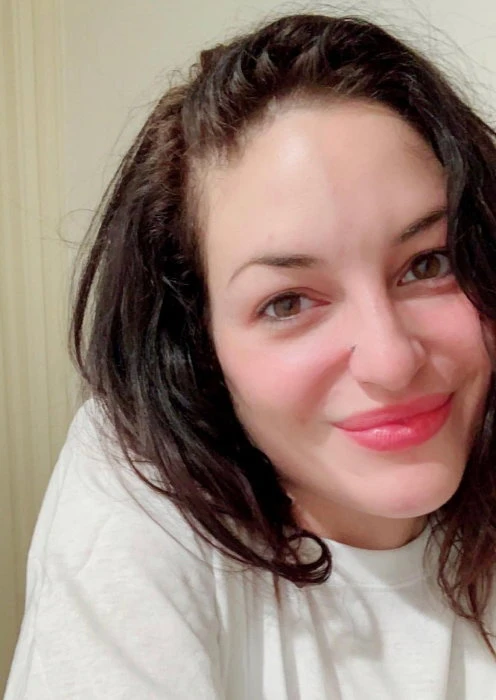 Nicole Natysin — 2 / 3