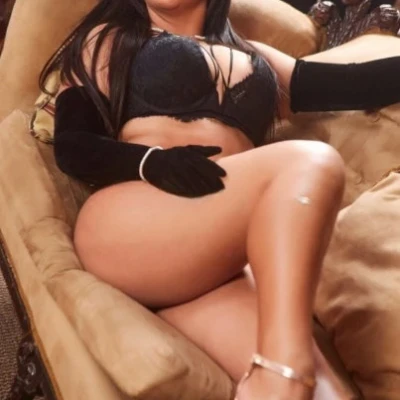 Nicky, Escort, San Vicente de Moravia