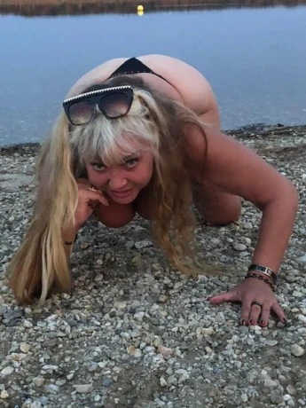 Deutfranz Expertin Anja Ganz Priv Nahe Flughafen — 15 / 23